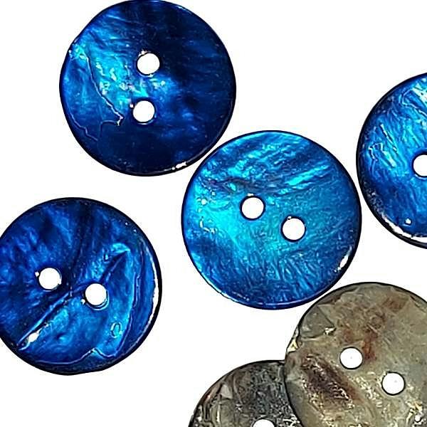 dunkelblau lackierter Zweiloch Perlmuttknopf Naturstoffe Knopf - Florence